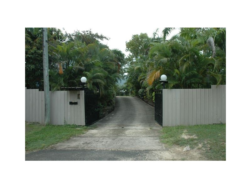 21 Hope Street, Clifton Beach QLD 4879