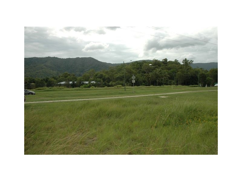 21 Hope Street, Clifton Beach QLD 4879