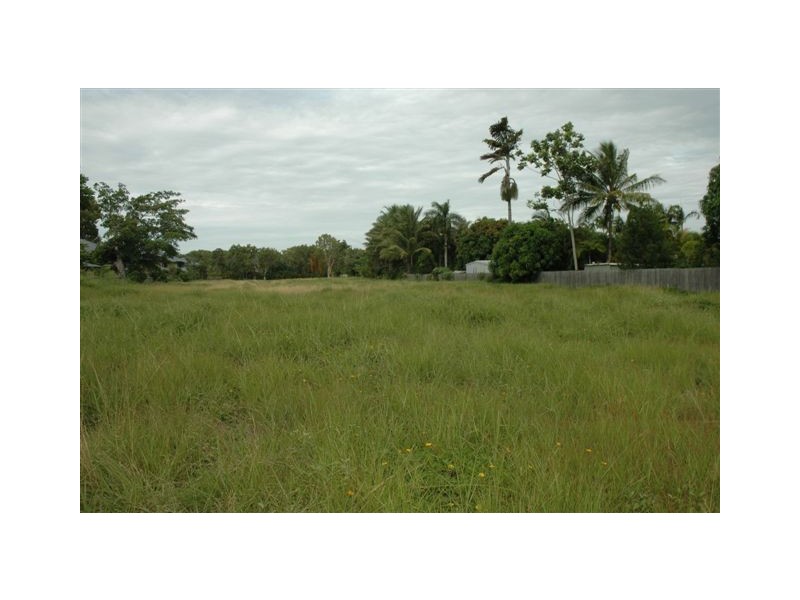 21 Hope Street, Clifton Beach QLD 4879