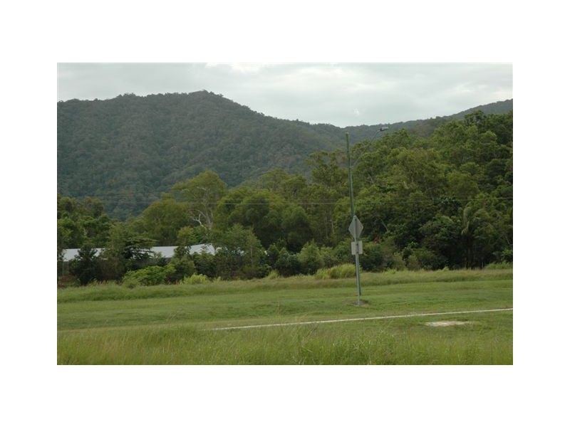 21 Hope Street, Clifton Beach QLD 4879