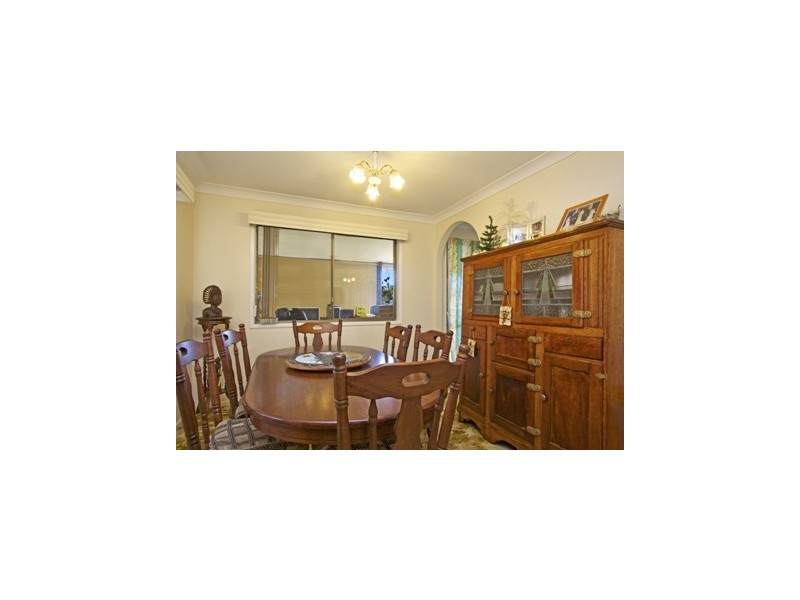 8 Headsail Court, Currumbin Waters QLD 4223