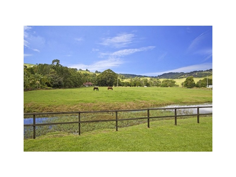 14 Pinetree Place, Piggabeen NSW 2486