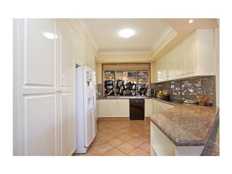 2 St Andrews Way, Banora Point NSW 2486