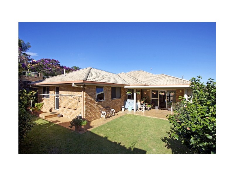 2 St Andrews Way, Banora Point NSW 2486