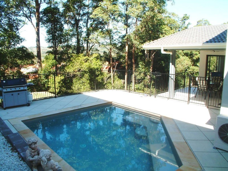 6 Westwood Street, Banora Point NSW 2486