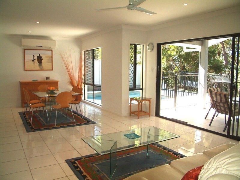 6 Westwood Street, Banora Point NSW 2486