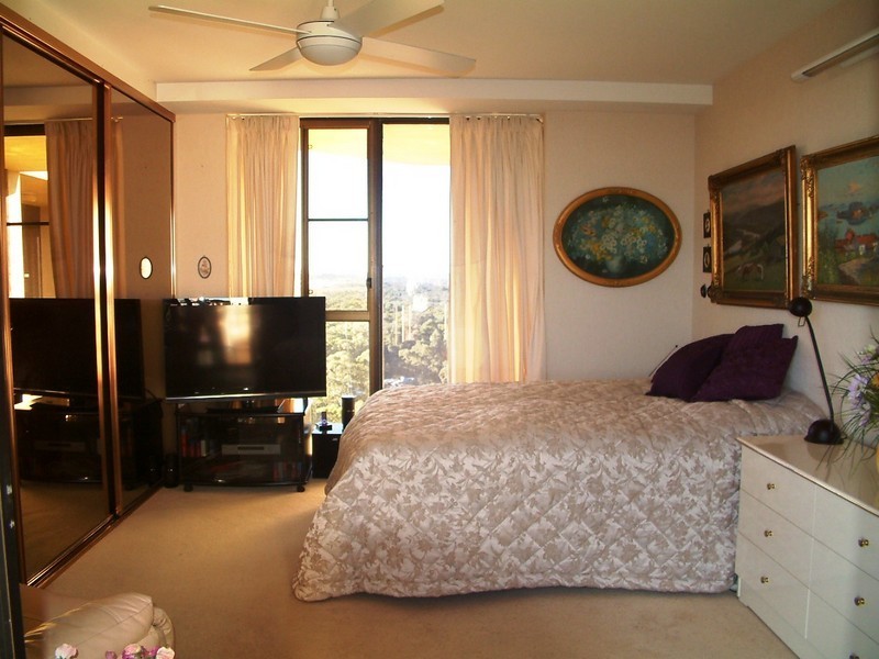 1703/22 Kirkwood Road, Tweed Heads South NSW 2486