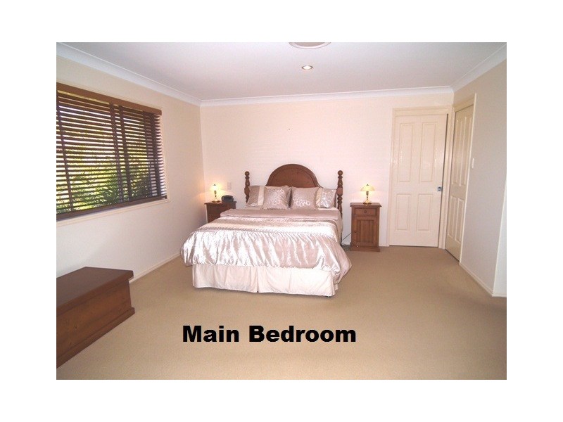 7 Comenara Crescent, Banora Point NSW 2486