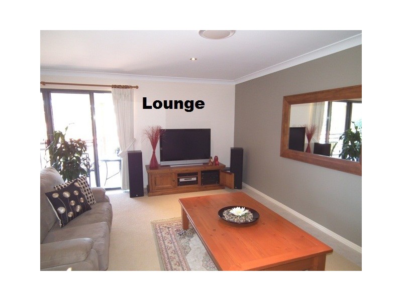 7 Comenara Crescent, Banora Point NSW 2486