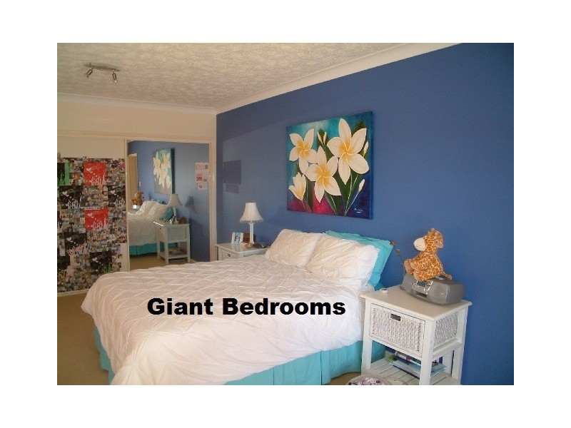 7 Comenara Crescent, Banora Point NSW 2486