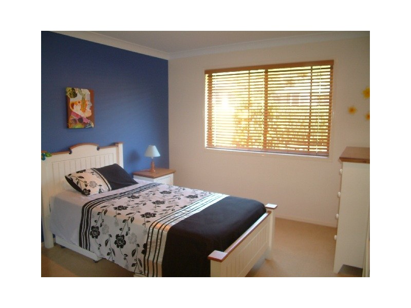 7 Comenara Crescent, Banora Point NSW 2486