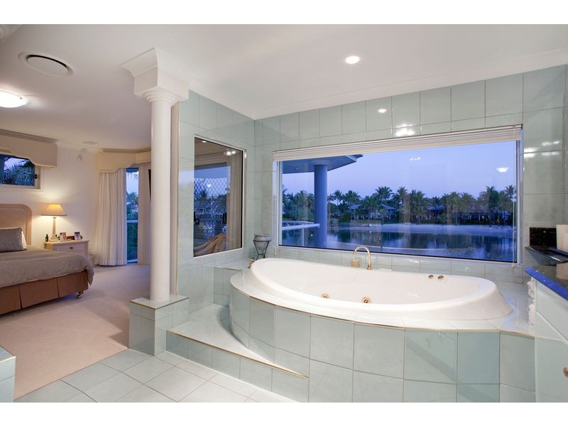 4 The Isle Mariners Drive, Tweed Heads NSW 2485