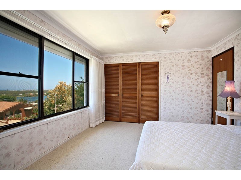 5 Mibbin Parade, Banora Point NSW 2486