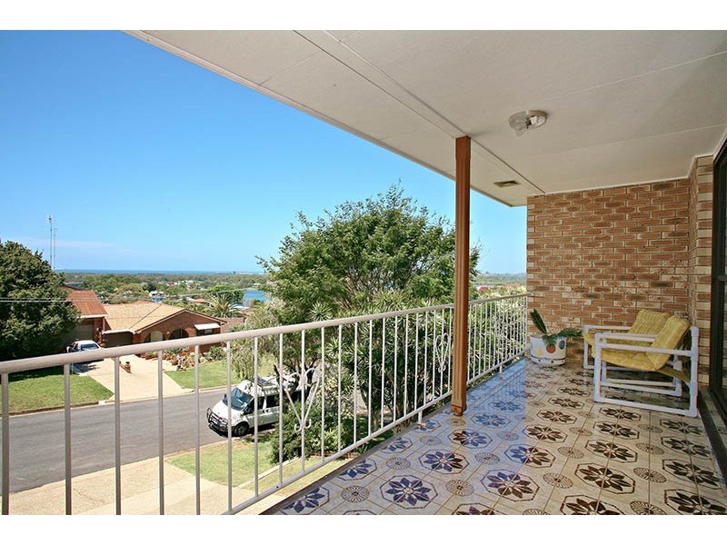 5 Mibbin Parade, Banora Point NSW 2486