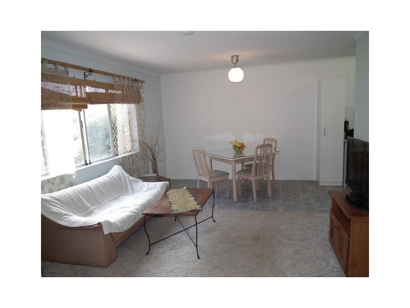 1/31-33 Coolangatta Rd, Coolangatta QLD 4225