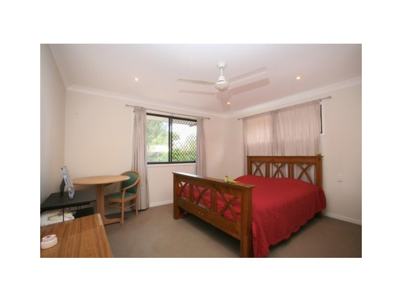 4 The Lakes Drive, Tweed Heads West NSW 2485