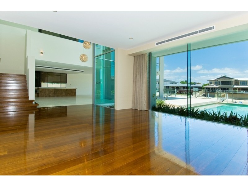 30 Buccaneer Court, Paradise Waters QLD 4217