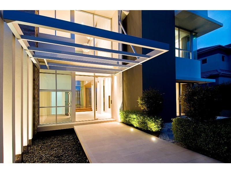 30 Buccaneer Court, Paradise Waters QLD 4217