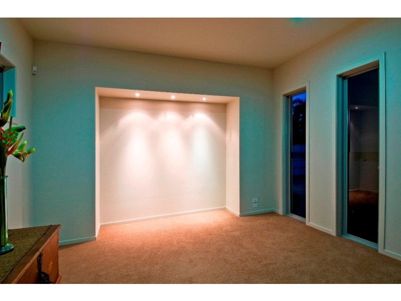 Paradise Waters QLD 4217