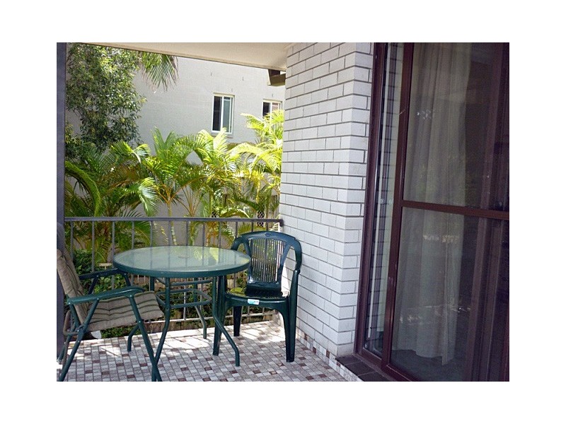 Chevron Island QLD 4217