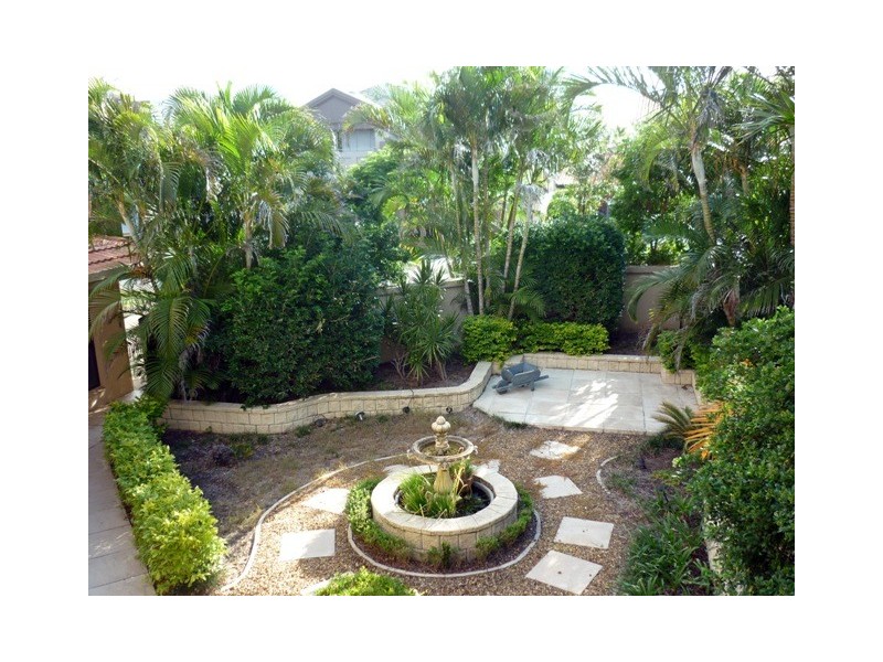 Paradise Waters QLD 4217