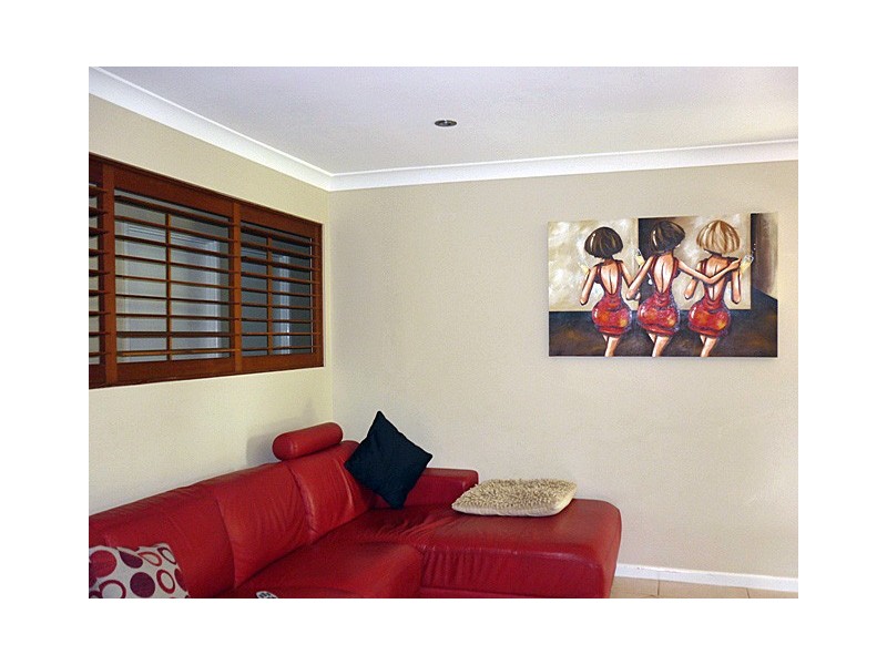 Broadbeach Waters QLD 4218