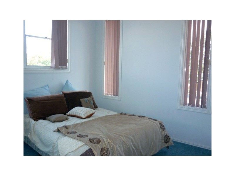 Broadbeach Waters QLD 4218