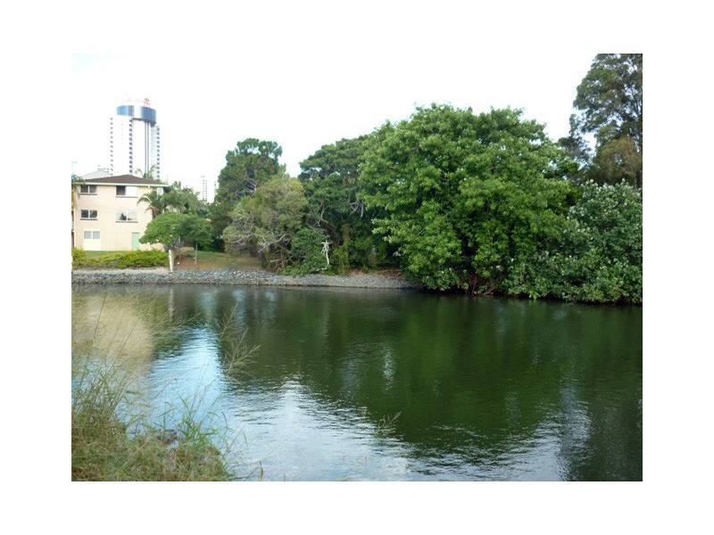 Broadbeach Waters QLD 4218