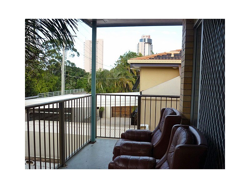 Broadbeach Waters QLD 4218