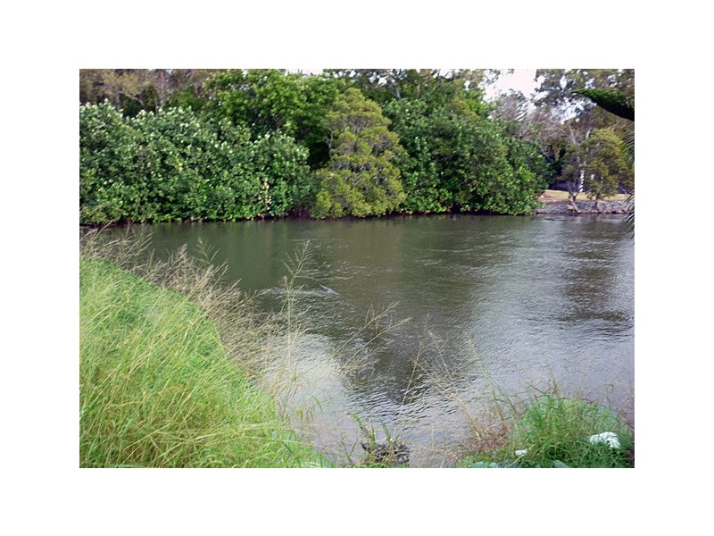 Broadbeach Waters QLD 4218