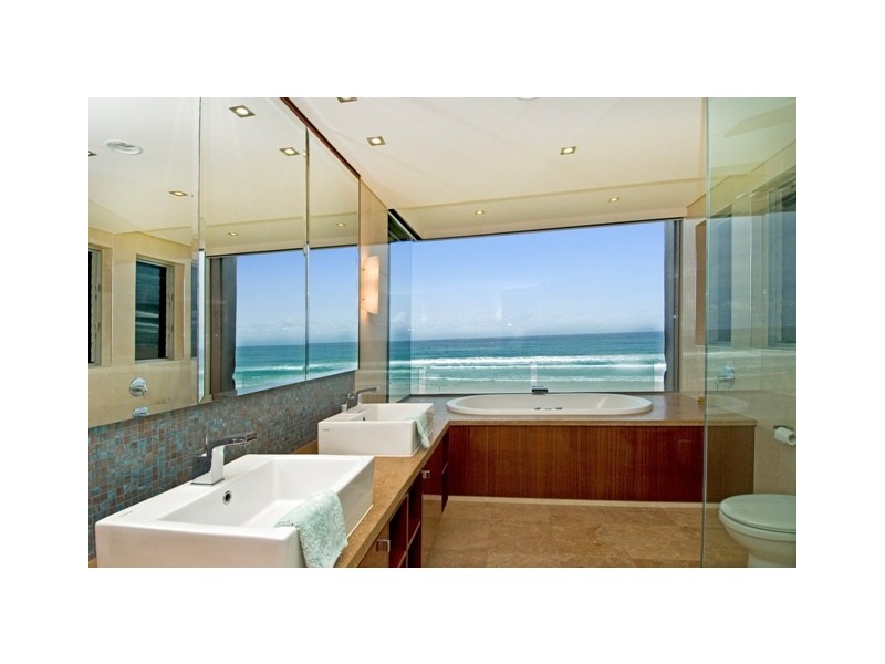 Mermaid Beach QLD 4218