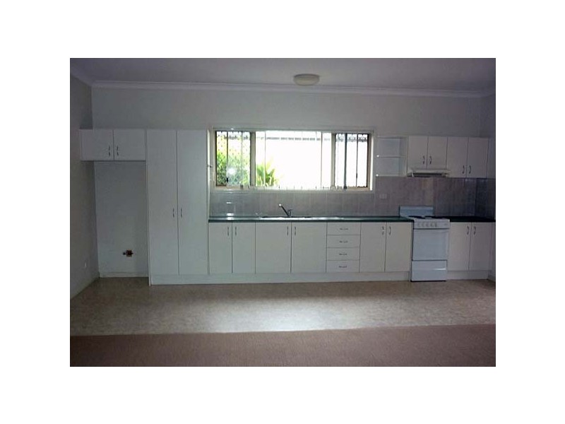 Clear Island Waters QLD 4226