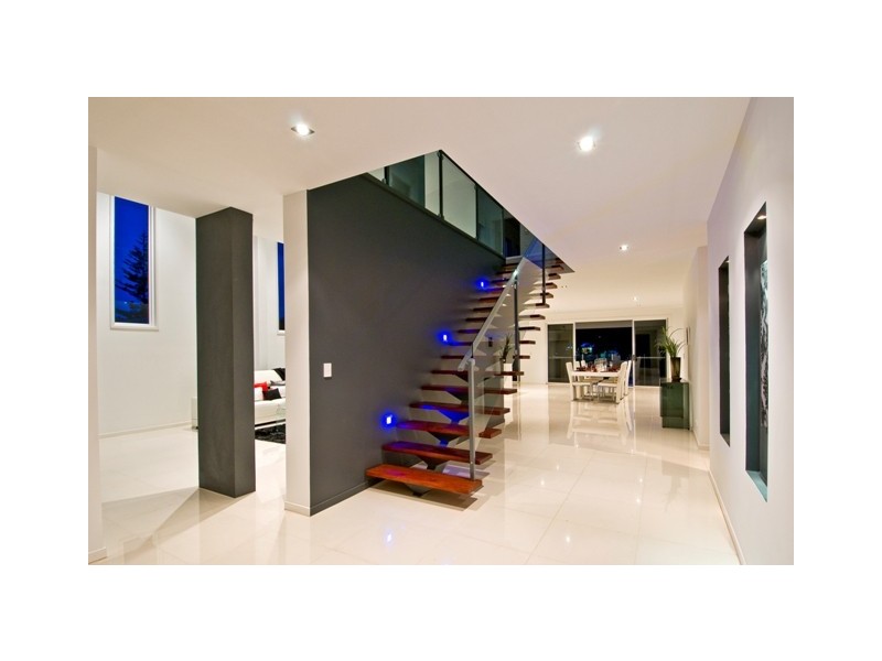 Broadbeach Waters QLD 4218