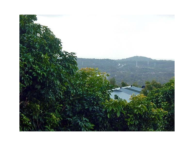 Highland Park QLD 4211
