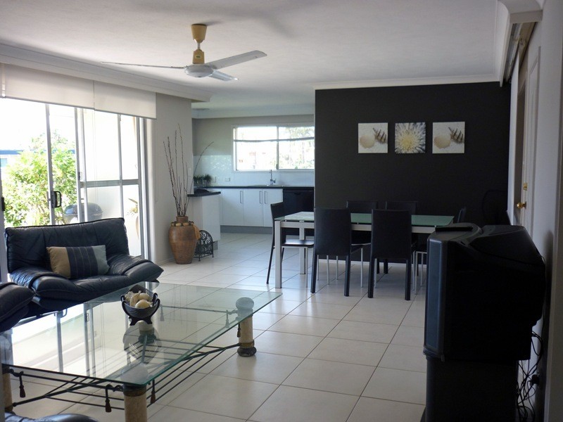 Broadbeach Waters QLD 4218
