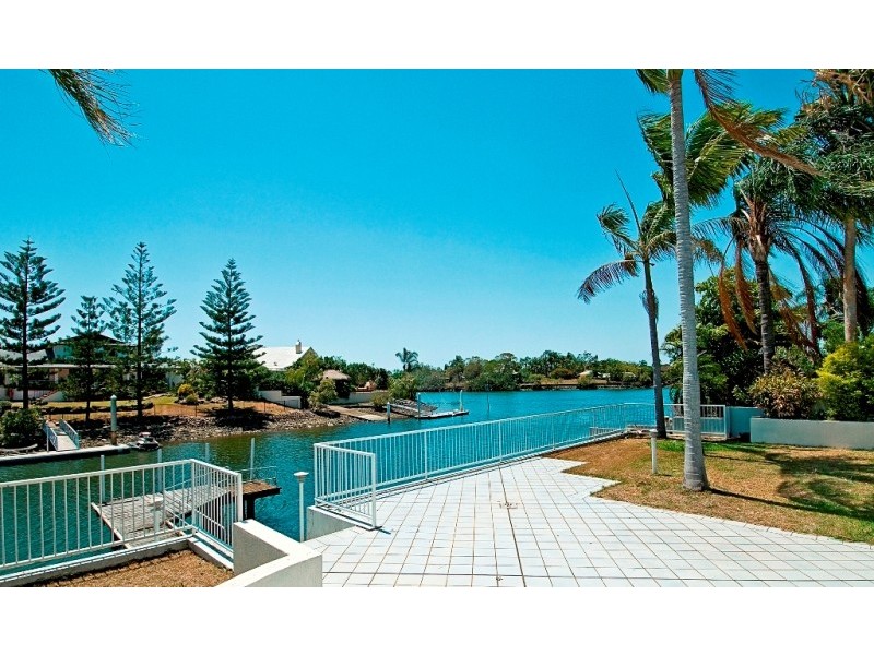 106 Edinburgh Road, Benowa QLD 4217