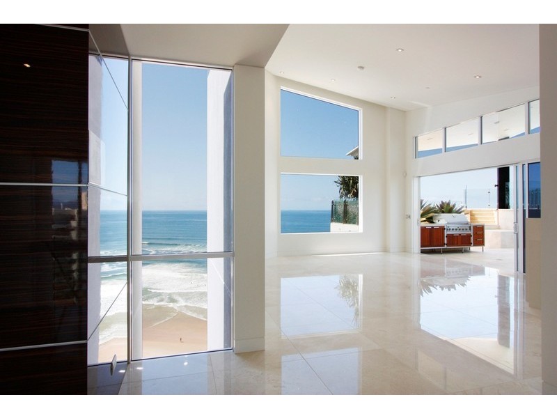 13/1  Enderley Avenue, Surfers Paradise QLD 4217