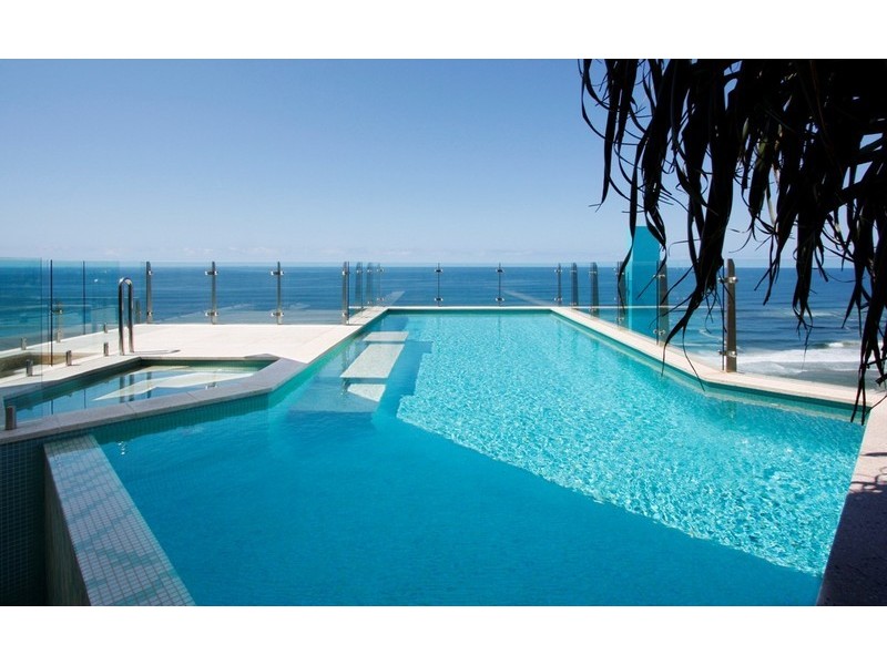 13/1  Enderley Avenue, Surfers Paradise QLD 4217