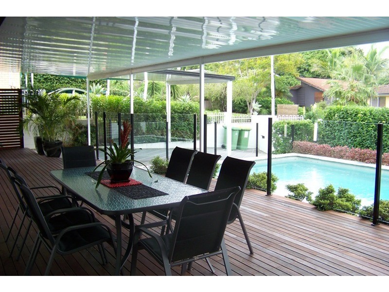 4 Grevillia Avenue, Southport QLD 4215