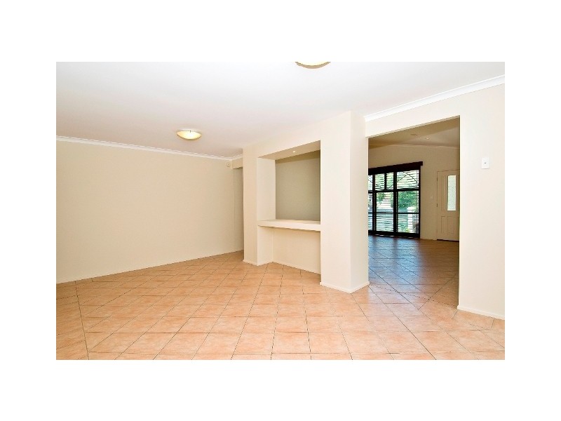 57 St Andrews Avenue, Isle Of Capri QLD 4217