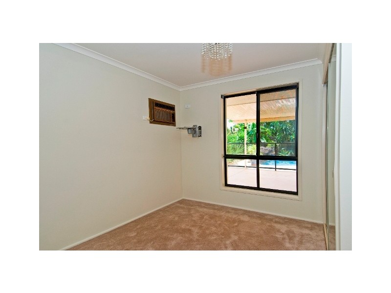 57 St Andrews Avenue, Isle Of Capri QLD 4217