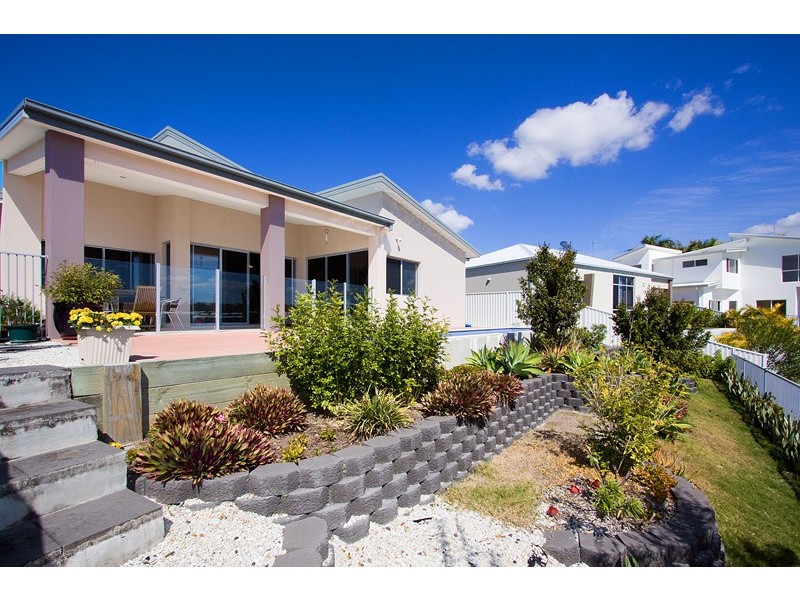 175 Lae Drive, Runaway Bay QLD 4216