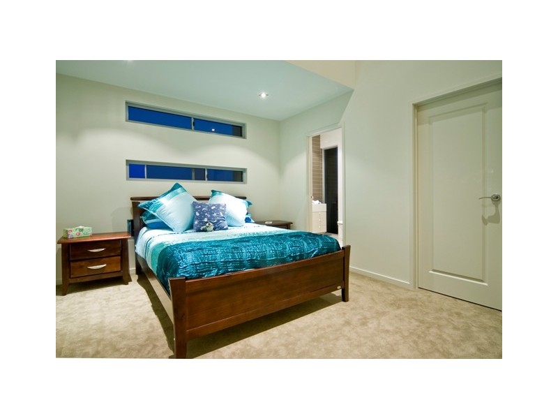 97 The Sovereign Mile, Sovereign Islands QLD 4216