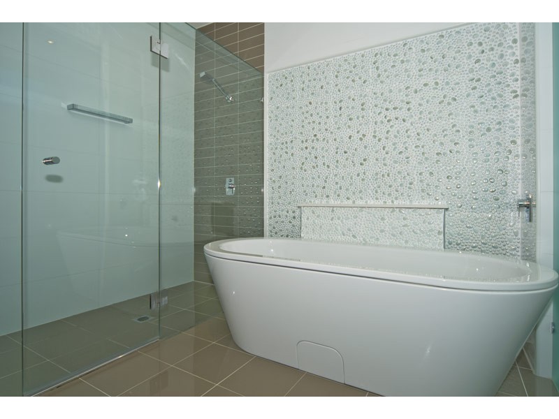 97 The Sovereign Mile, Sovereign Islands QLD 4216