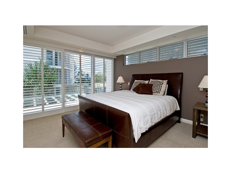 3/5 Broadbeach Boulevard, Broadbeach QLD 4218