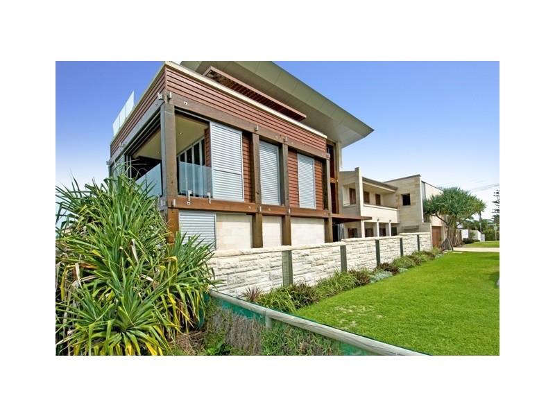 71 Hedges Avenue, Mermaid Beach QLD 4218
