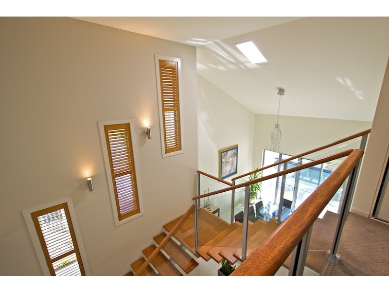 11 Yacht Street, Southport QLD 4215