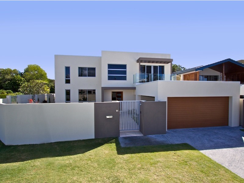 11 Yacht Street, Southport QLD 4215