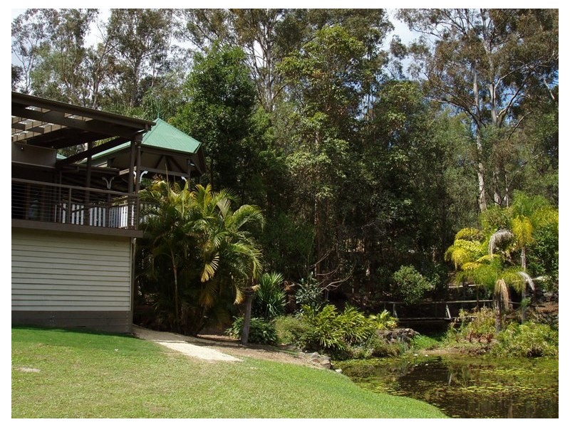 5 Boomerang Road, Mudgeeraba QLD 4213