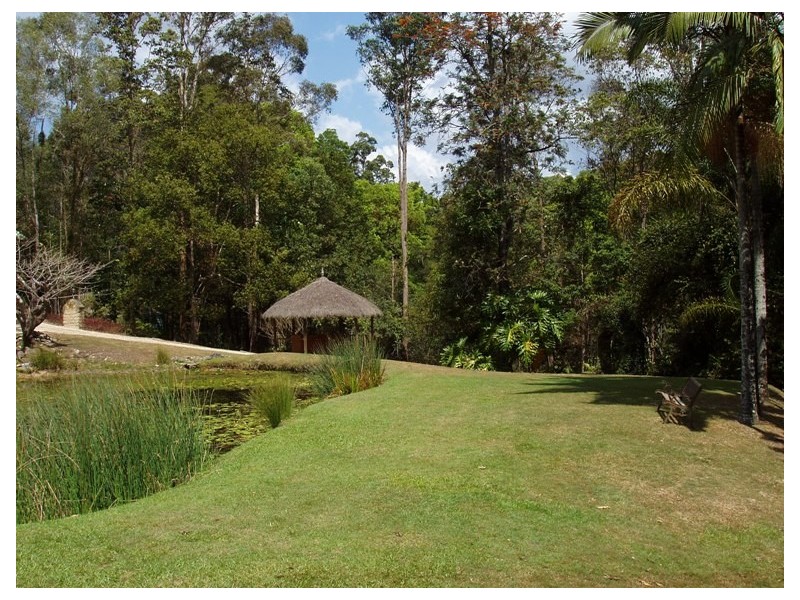 5 Boomerang Road, Mudgeeraba QLD 4213